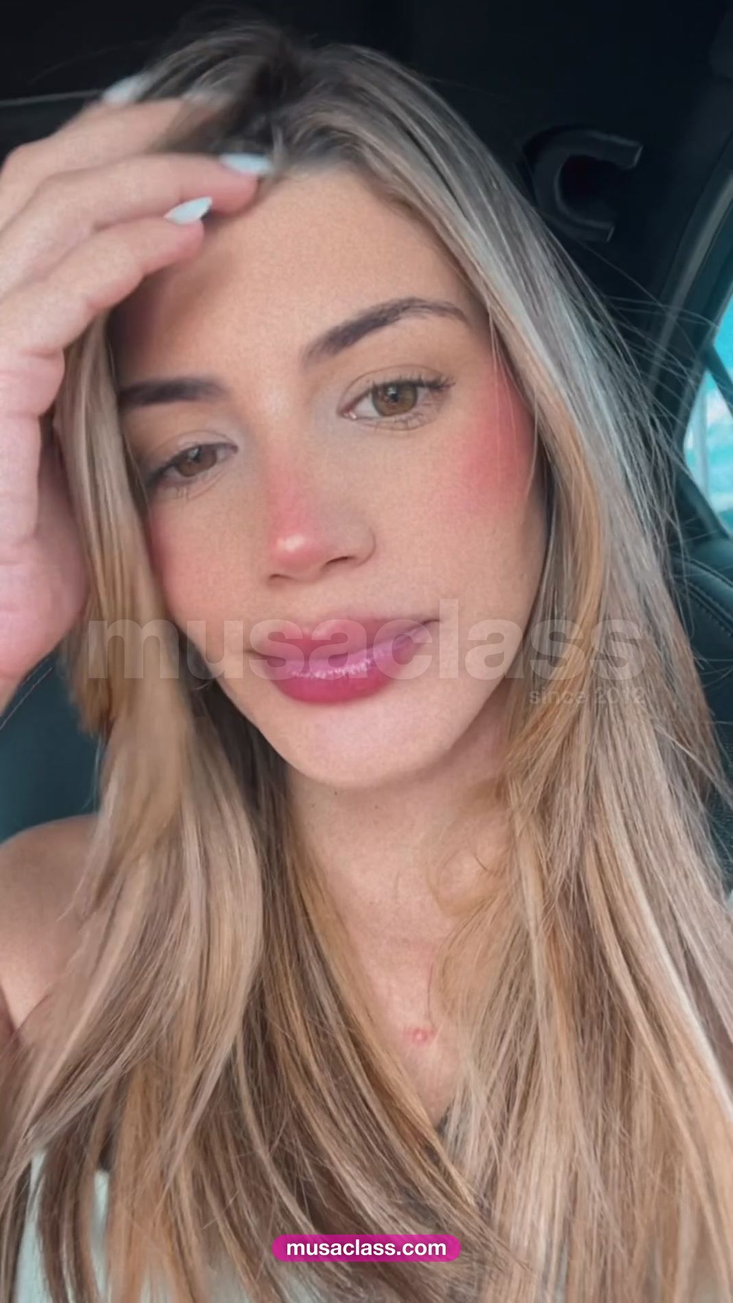 Vídeo de Camila Magalhães em Fortaleza - 3